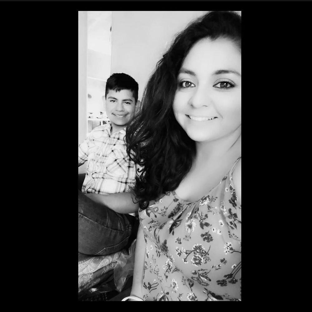 Meet your Posher, Perla